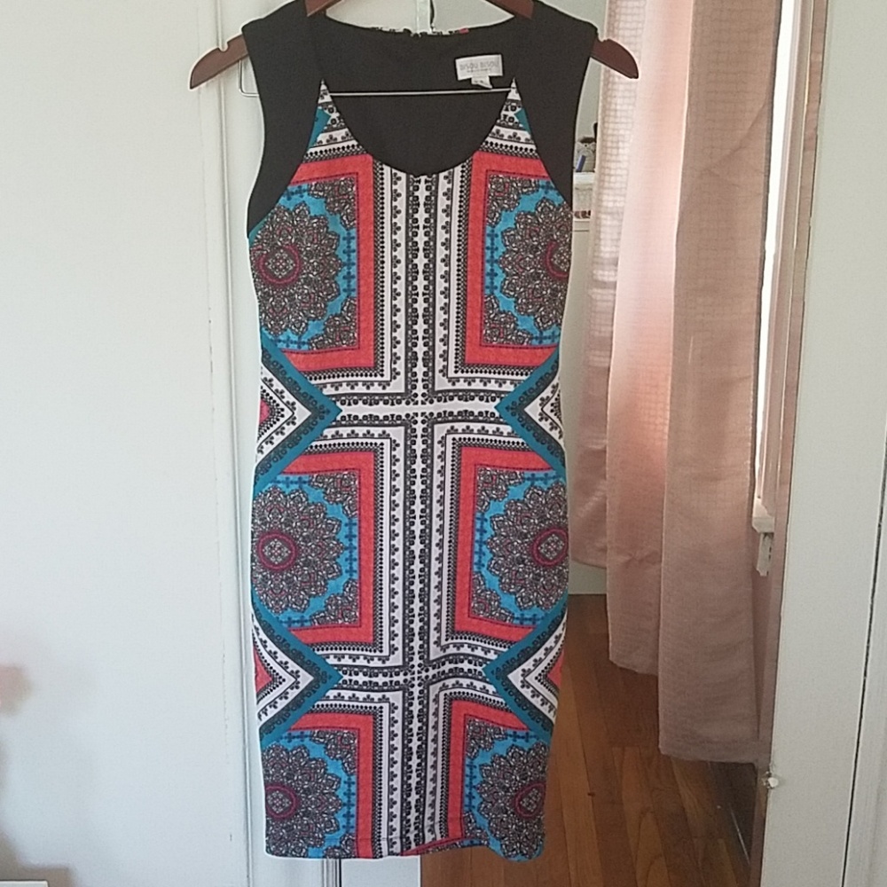 Bisou Bisou Women's dress, black, red.   Size 2